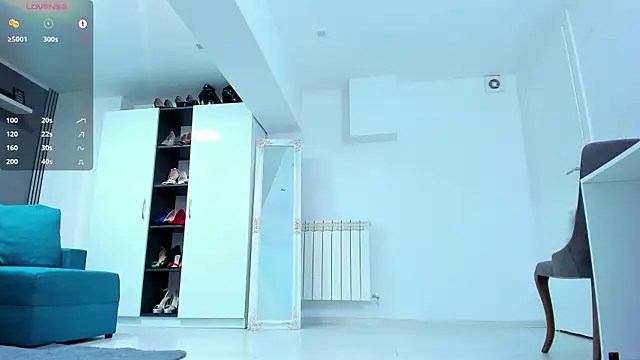 Snapshot of Christall_StarXX chatting on January 12, 7:42 pm Christall StarXX online show from January 12, 7:42 pm