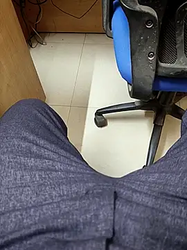 adicma123 online show from March 5, 7:49 am