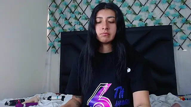 EmmaWilliamss online show from November 26, 3:23 pm