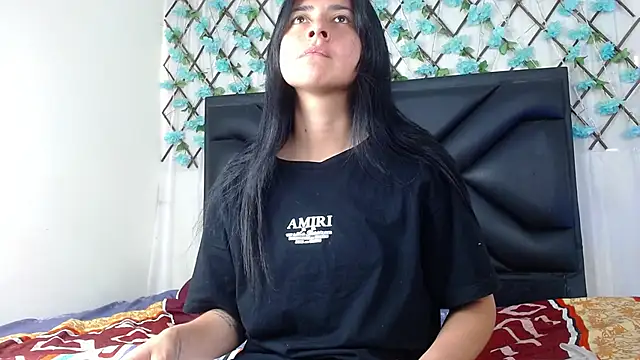 EmmaWilliamss online show from December 4, 3:33 pm