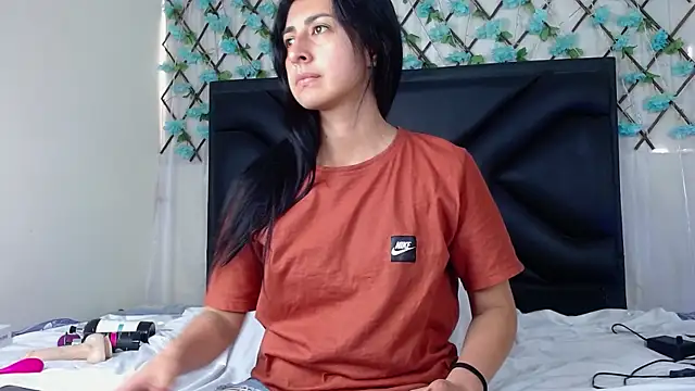 EmmaWilliamss online show from November 13, 5:17 pm