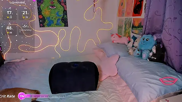 Cinnamon Meow online show from May 10, 3:21 am