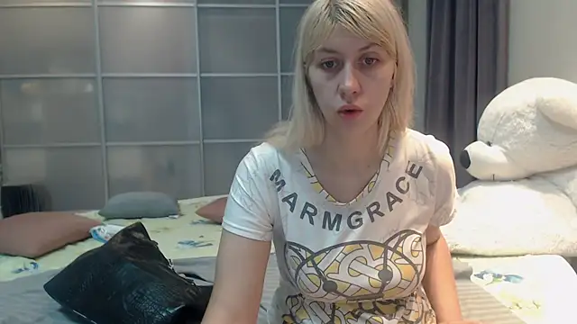 KyliePag online show from October 29, 6:23 am