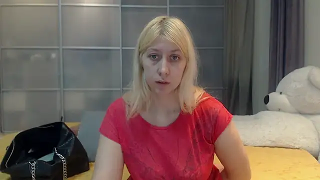 KyliePag online show from April 2, 7:37 am