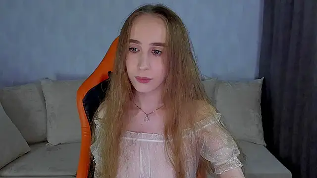 Snapshot of _mira_cle_ chatting on September 23, 12:17 am mira cle online show from September 23, 12:17 am