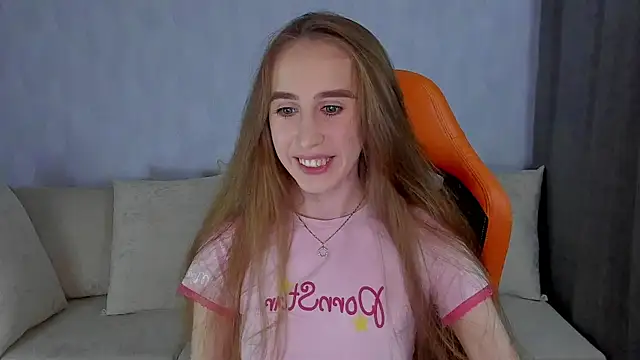 Snapshot of _mira_cle_ chatting on November 6, 11:09 pm mira cle online show from November 6, 11:09 pm