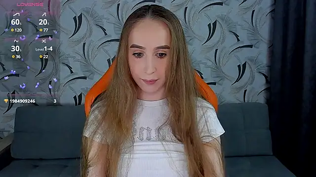 Snapshot of _mira_cle_ chatting on February 12, 11:30 pm mira cle online show from February 12, 11:30 pm