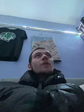 Snapshot of Z1uk chatting on January 2, 5:29 pm Z1uk online show from January 2, 5:29 pm