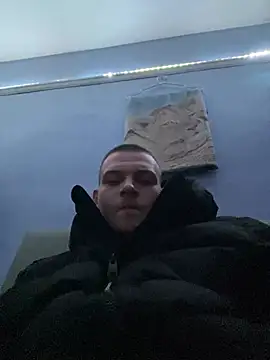 Snapshot of Z1uk chatting on January 9, 7:08 pm Z1uk online show from January 9, 7:08 pm