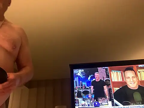 iwantutocum1X online show from May 29, 5:41 pm