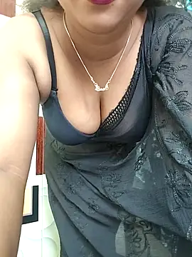 ANGE-MOU online show from April 14, 2:38 am