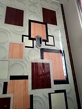 ANGE-MOU online show from February 6, 2:18 am