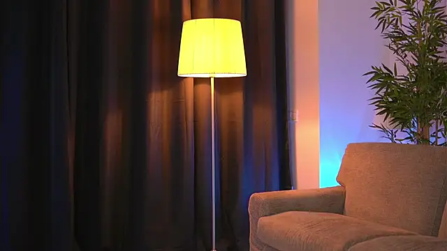 EllenKarter online show from October 5, 7:04 pm