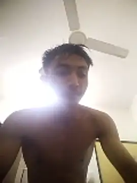 nazirul363108 online show from May 12, 12:51 am