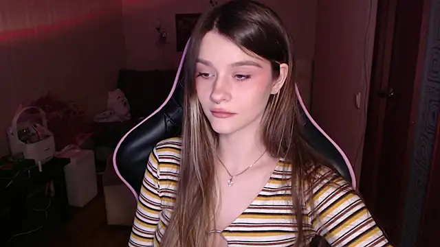 Snapshot of jeann_elsaa chatting on November 30, 4:02 am jeann elsaa online show from November 30, 4:02 am