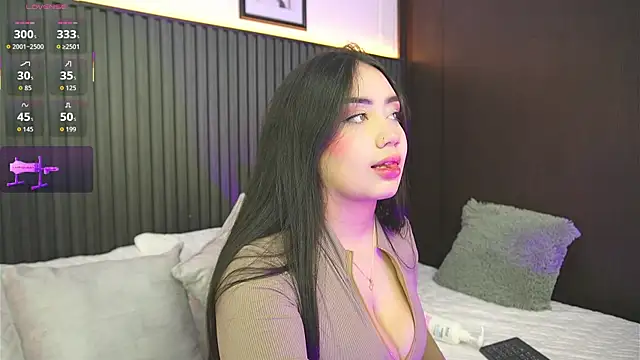 Snapshot of haylie_ chatting on November 20, 3:29 am haylie online show from November 20, 3:29 am