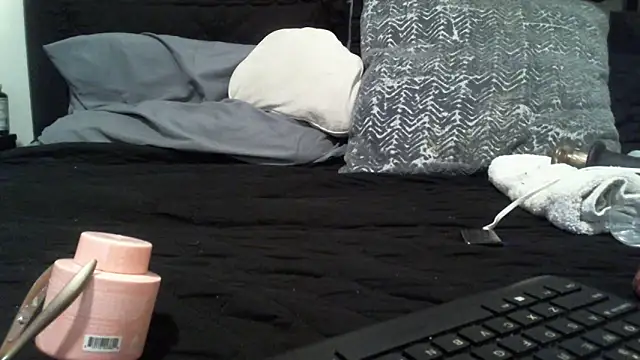 Snapshot of lofibunni chatting on June 21, 8:03 pm lofibunni online show from June 21, 8:03 pm