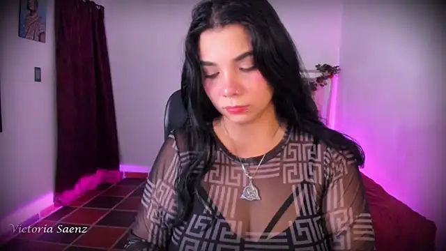 victoriaasaenz  online show from April 1, 1:08 am