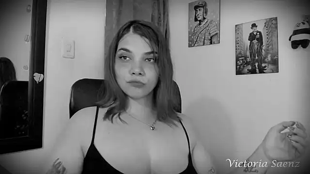 Snapshot of victoriaasaenz_ chatting on February 13, 4:00 am victoriaasaenz online show from February 13, 4:00 am