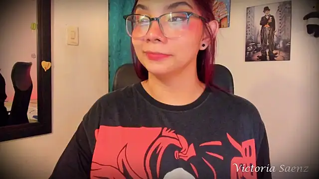 Snapshot of victoriaasaenz_ chatting on March 19, 12:59 am victoriaasaenz online show from March 19, 12:59 am