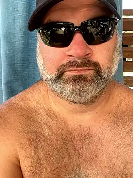 Snapshot of fat_cock_4_you chatting on September 11, 1:00 pm fat cock 4 you online show from September 11, 1:00 pm