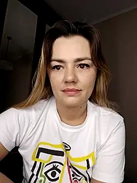 KrissSexi online show from October 25, 6:01 am