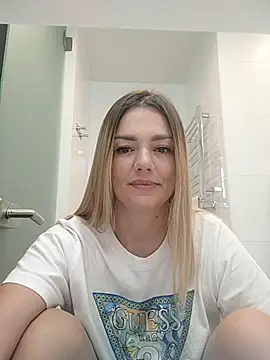 KrissSexi online show from November 12, 8:18 am