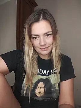 KrissSexi online show from November 3, 8:45 pm