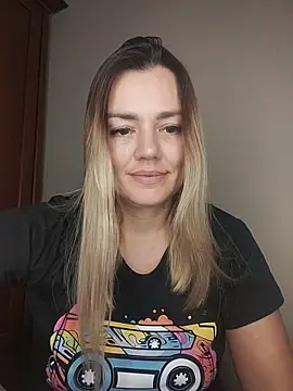 KrissSexi online show from November 29, 8:20 pm