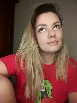 KrissSexi online show from December 20, 1:36 pm