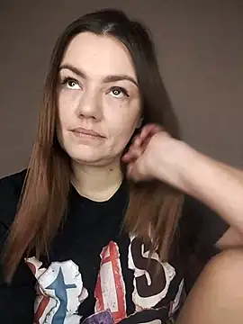 Snapshot of KrissSexi chatting on February 14, 6:02 am KrissSexi online show from February 14, 6:02 am