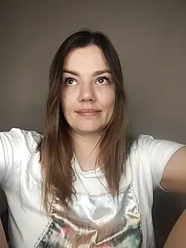 Snapshot of KrissSexi chatting on February 25, 5:29 am KrissSexi online show from February 25, 5:29 am