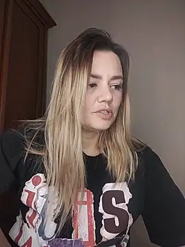 KrissSexi online show from December 5, 5:11 pm