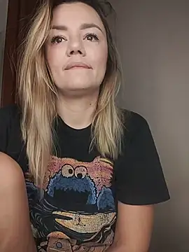 KrissSexi online show from November 22, 6:34 am