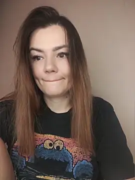 KrissSexi online show from April 19, 6:14 am