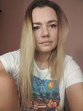 KrissSexi online show from November 20, 6:14 am