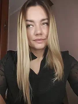 KrissSexi online show from October 30, 6:01 am