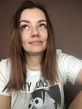 Snapshot of KrissSexi chatting on February 19, 5:48 am KrissSexi online show from February 19, 5:48 am