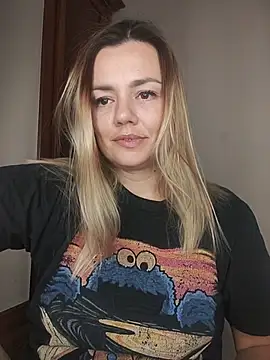 KrissSexi online show from November 1, 7:08 pm