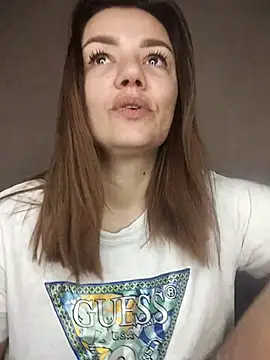 Snapshot of KrissSexi chatting on February 18, 4:43 am KrissSexi online show from February 18, 4:43 am