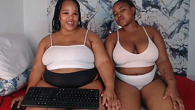 SexyAmeena2002 online show from March 20, 8:43 pm