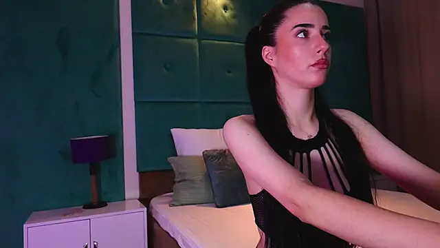AmeliaJune online show from June 15, 7:46 pm