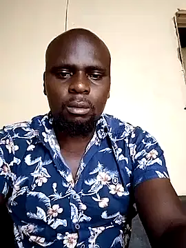 Snapshot of Leebwoy20 chatting on October 18, 6:59 am Leebwoy20 online show from October 18, 6:59 am