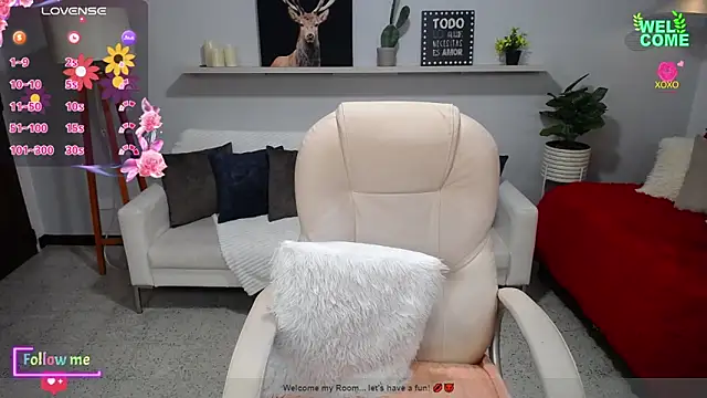 Snapshot of Bianca____ chatting on November 3, 11:30 pm Bianca online show from November 3, 11:30 pm