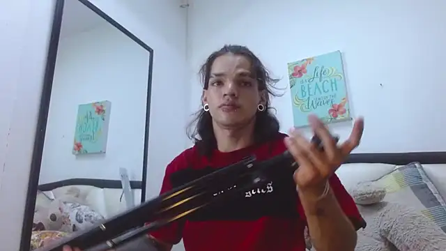 Snapshot of AlbertBernal69 chatting on October 22, 3:50 am AlbertBernal69 online show from October 22, 3:50 am