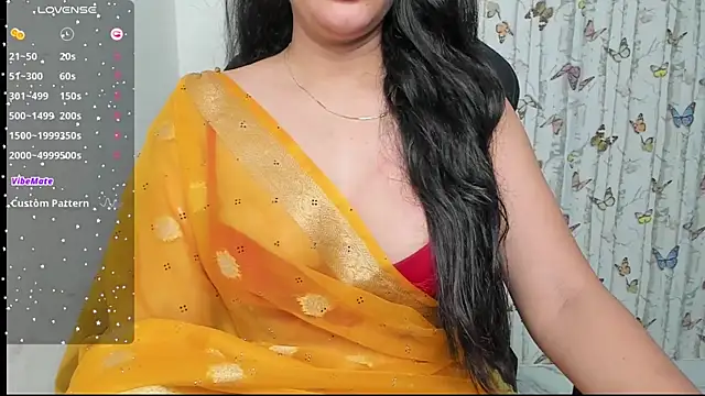 Snapshot of Sweet_Riya chatting on October 12, 3:13 pm Sweet Riya online show from October 12, 3:13 pm