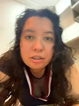 Snapshot of KimyTekashi_ chatting on September 24, 1:35 am KimyTekashi online show from September 24, 1:35 am