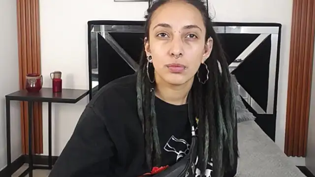 Snapshot of ORIANNA_BODMOD chatting on October 15, 9:23 pm ORIANNA BODMOD online show from October 15, 9:23 pm