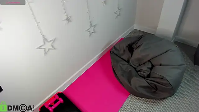 Barbie Lis online show from December 23, 12:33 am