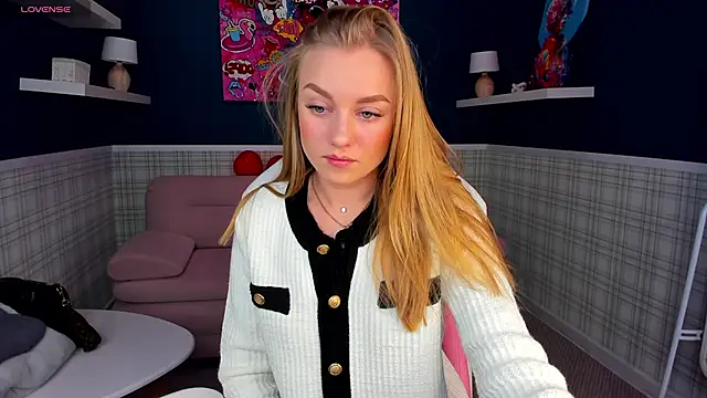 Snapshot of Barbie_Lis chatting on February 24, 11:19 pm Barbie Lis online show from February 24, 11:19 pm